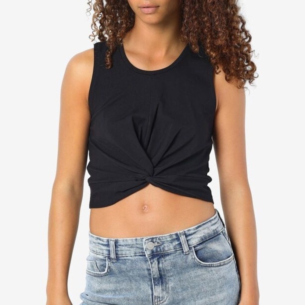Noisy May Cropped Twist Front Sleeveless Black Cotton Tank Top